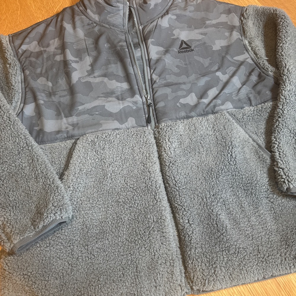 Reebok Womens Sz XL Super Soft Gravity Camo Sherpa Jacket Blue/Gray(159)